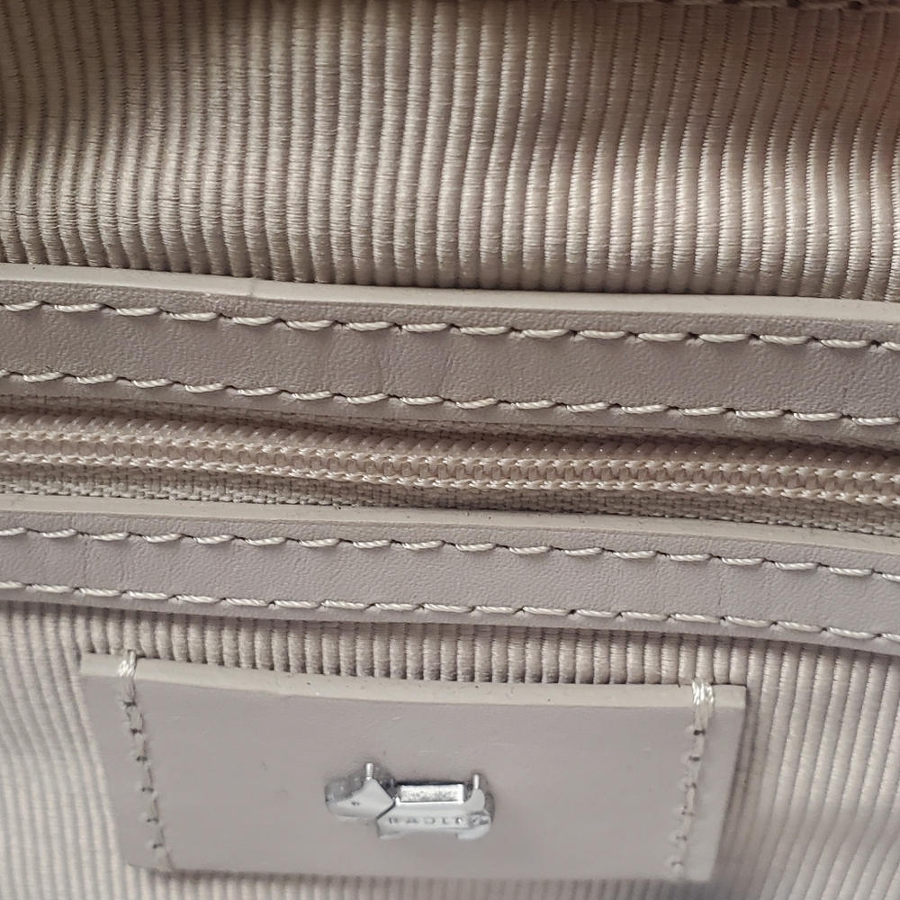 RADLEY LONDON light taupe crossbody bag - Picture 7 of 8